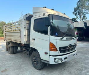 ขายรถ6ล้อดั้ม HINO 165ปี49 เดิมๆวิ่งน้อย เน้นโทร 099-4982892