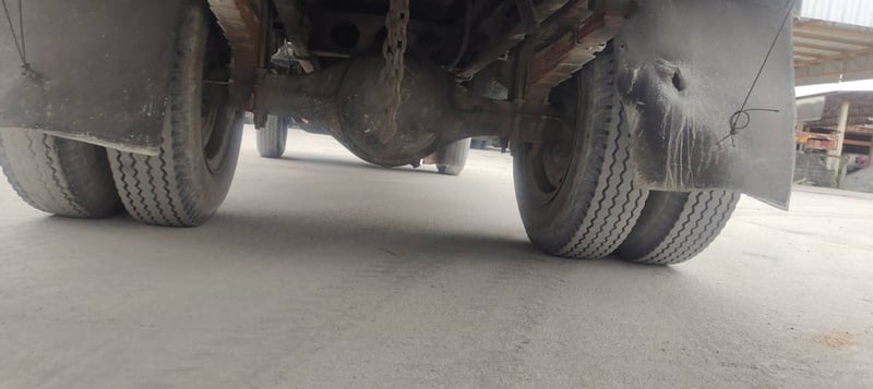 ขายรถ6ล้อติดเฮียบ4ตัน FSR11H 160แรงม้า เน้นโทร 099-4982892