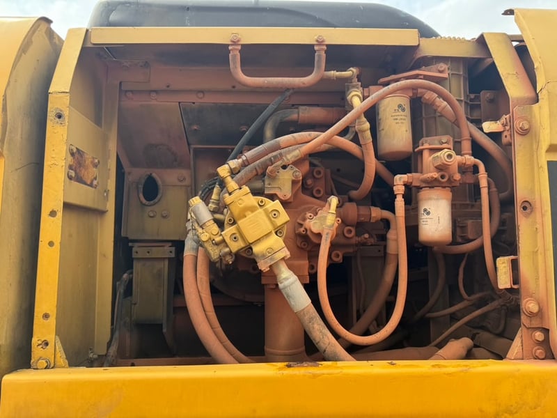 ขายรถแบคโฮ CAT 330D พร้อมใช้งาน เน้นโทร 099-4982892