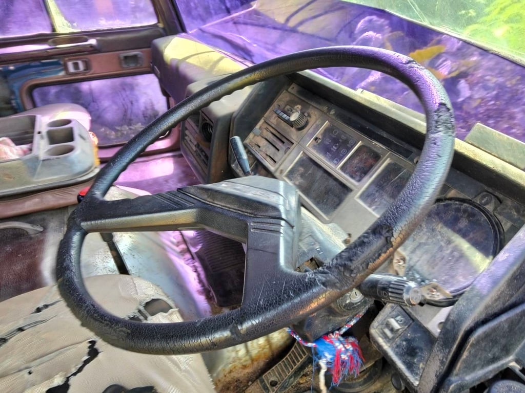 ขายรถ10ล้อท้ายล้าดติดเครน 5ตัน HINO 260 เน้นโทร 099-4982892