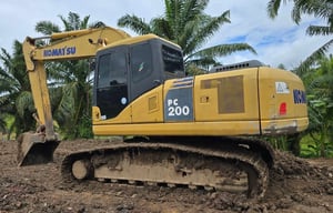 ขายรถแบคโฮ PC200-7 19,000ชั่งวโมง เดิมๆเน้นโทร 099-4982892