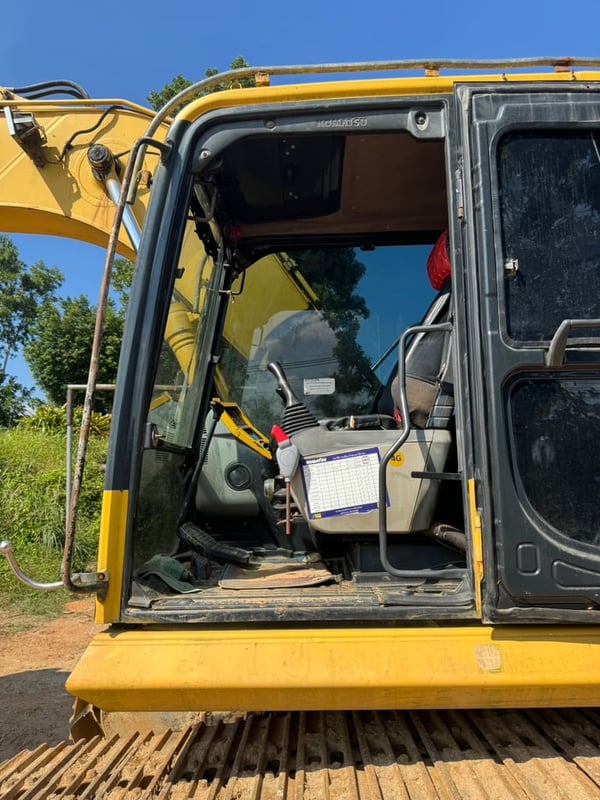 ขายรถแบคโฮ PC160LC-8 สวยเดิม เล่ม เน้นโทร 099-4982892