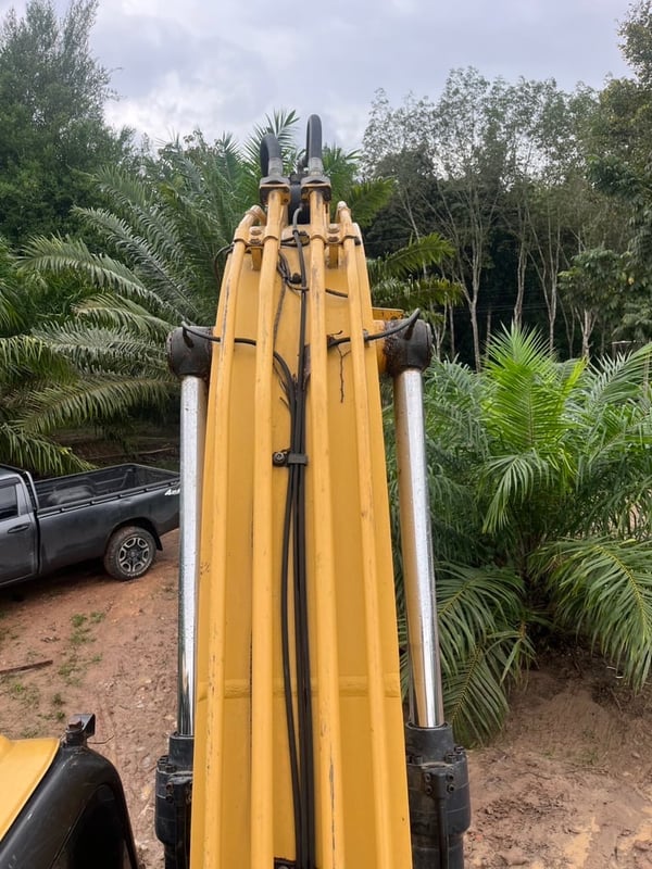 ขายแบคโฮ 318D2L ทำงาน 12,000ชั่วโมง ชุดจด เน้นโทร 099-4982892