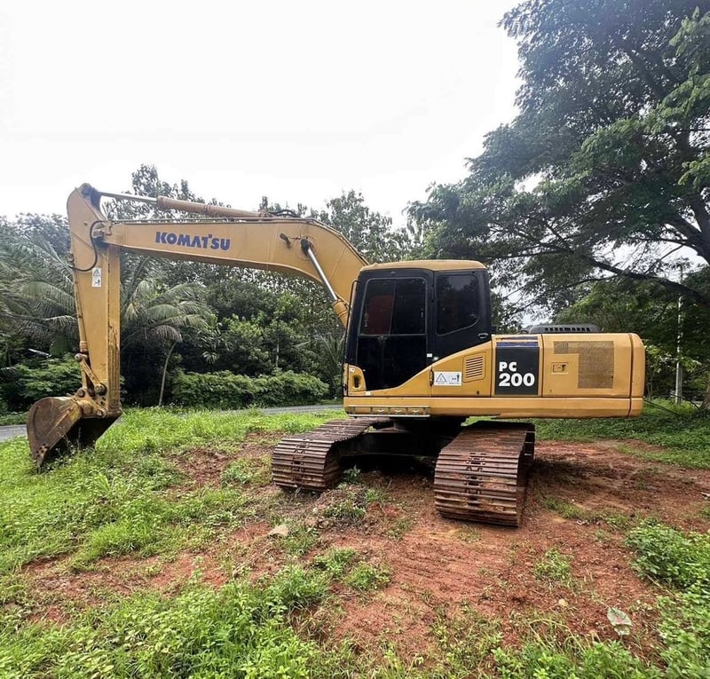 ขายรถแบคโฮ PC200-7A ทำงาน 11,000ชั่วโมง เล่ม เน้นโทร 099-4982892