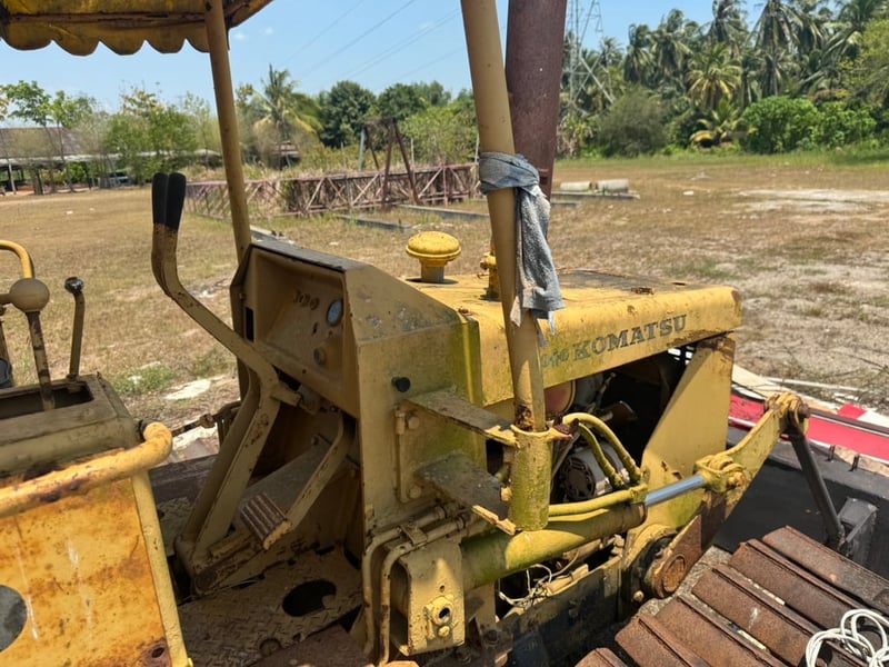 ขายรถแทรกเตอร์ D20PL-5 เดิมๆ พร้อมใช้ เน้นโทร 099-4982892 ขายรถแทรกเตอร์ D20PL-5 เดิมๆ พร้อมใช้ เน้นโทร 099-4982892