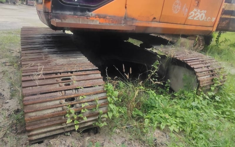 ขายรถแบคโฮ DAEWOO SL220LC-V เดิมๆเน้นโทร 099-4982892 ขายรถแบคโฮ DAEWOO SL220LC-V เดิมๆเน้นโทร 099-4982892