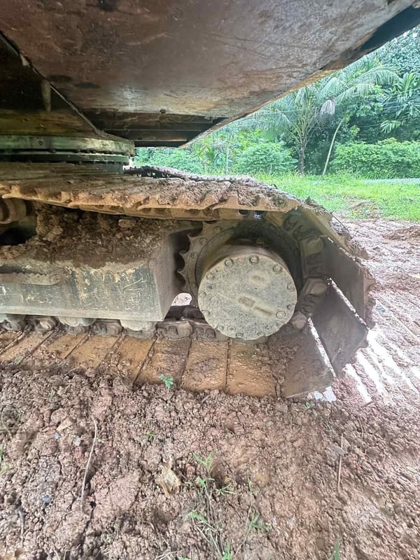 ขายรถแบคโฮ PC200-7A ทำงาน 11,000ชั่วโมง เล่ม เน้นโทร 099-4982892 ขายรถแบคโฮ PC200-7A ทำงาน 11,000ชั่วโมง เล่ม เน้นโทร 099-4982892