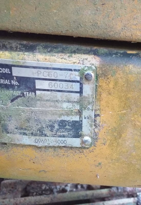 ขายรถแบคโฮ PC60-7C ตามสภาพ เน้นโทร 099-4982892