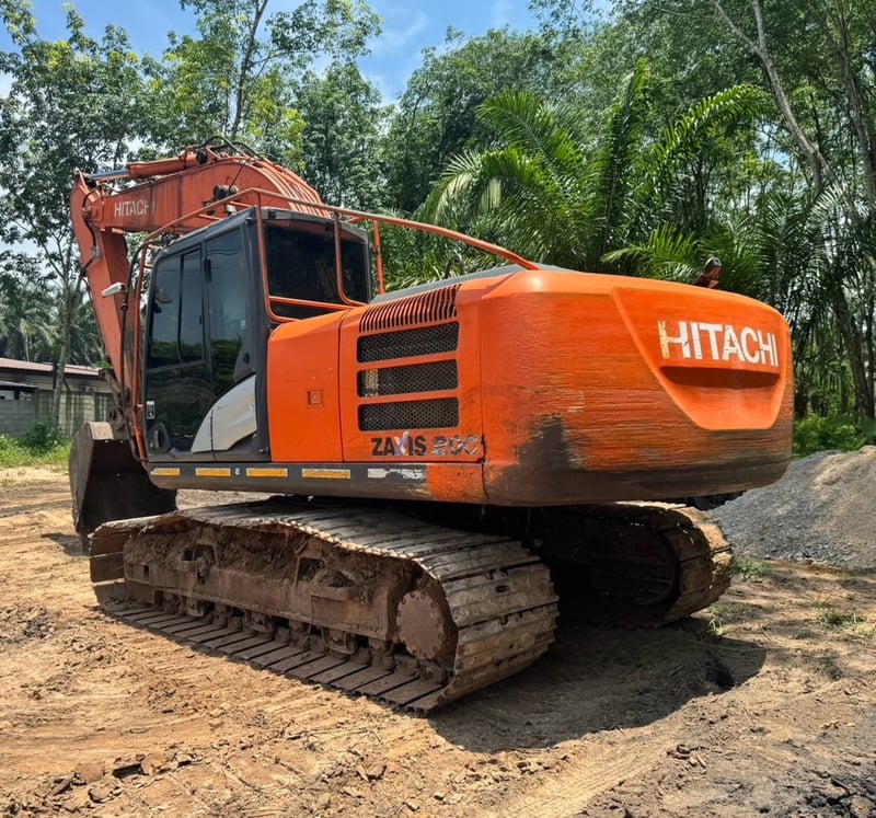 ขายรถแบคโฮ ZX200-5G 15,000ชั่วโมง เดิมๆเน้นโทร 099-4982892