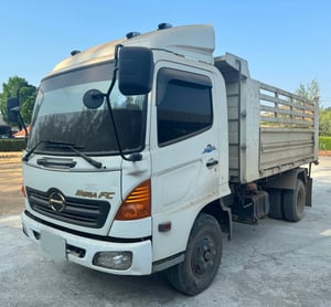 ขายรถ6ล้อดั้ม HINO 165ปี49 เดิมๆวิ่งน้อย เน้นโทร 099-4982892