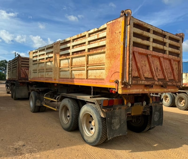 ขายรถพ่วง22ล้อดั้ม ISUZU 360 กับหางSMM เดิมๆเน้นโทร 099-4982892