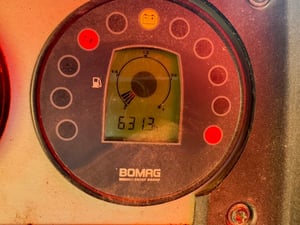 ขายรถบด2เพลา2เปลือกสั่นสะเทือน BOMAG 631ชั่วโมง เน้นโทร 099-4982892 ขายรถบด2เพลา2เปลือกสั่นสะเทือน BOMAG 631ชั่วโมง เน้นโทร 099-4982892