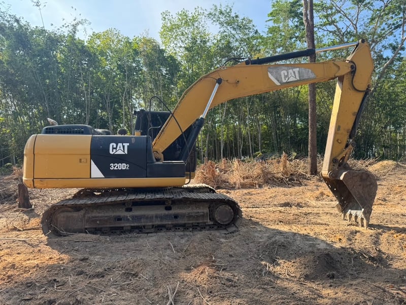 ขายรถแบคโฮ 320D2 ทำงาน 11,900ชั่วโมง ชุดจด เน้นโทร 099-4982892