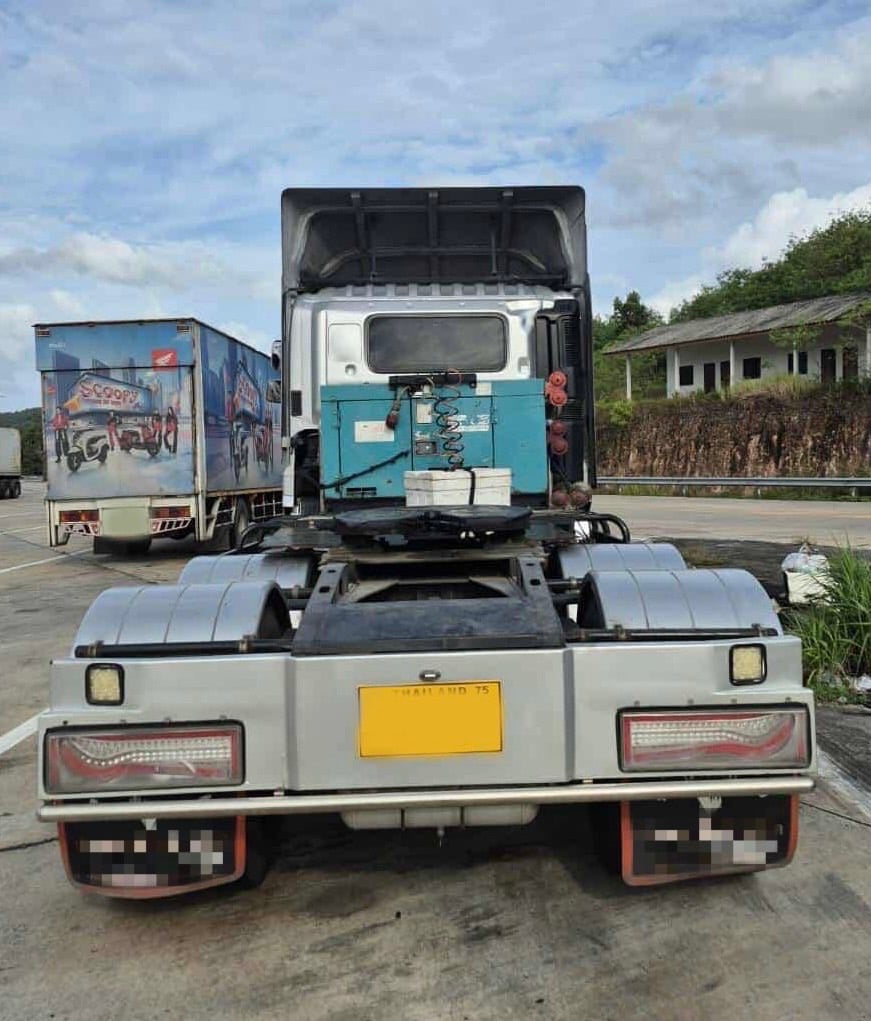 ขายดาวน์รถ10ล้อหัวลาก HINO S700 414แรงม้า สวยๆเน้นโทร 099-4982892 ขายดาวน์รถ10ล้อหัวลาก HINO S700 414แรงม้า สวยๆเน้นโทร 099-4982892