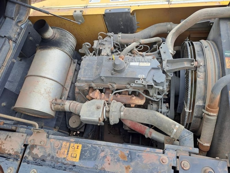 ขายรถแบคโฮ SH210F6 9,600ชั่วโมง เดิมๆเน้นโทร 099-4982892 ขายรถแบคโฮ SH210F6 9,600ชั่วโมง เดิมๆเน้นโทร 099-4982892