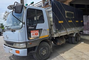 ขายรถ6ล้อรั้ว FC4J สมอเงินเดิมๆเน้นโทร 099-4982892