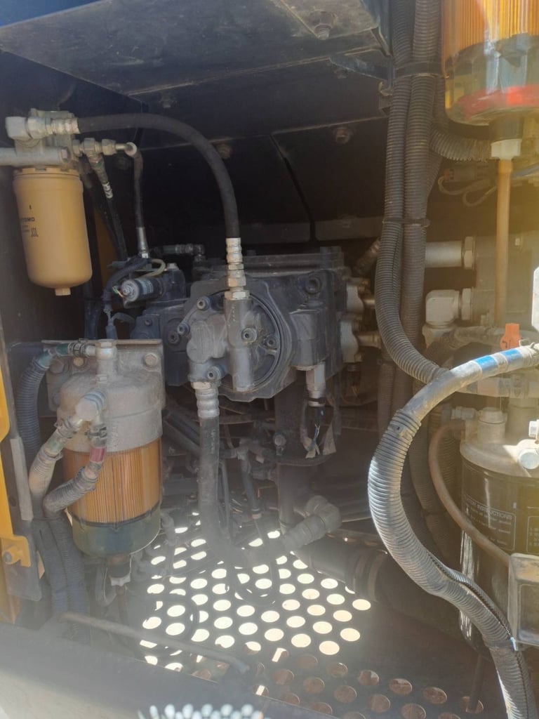 ขายรถแบคโฮ SH130-6 ใช้งาน 4,500ชั่วโมง สวยๆเน้นโทร 099-4982892 ขายรถแบคโฮ SH130-6 ใช้งาน 4,500ชั่วโมง สวยๆเน้นโทร 099-4982892