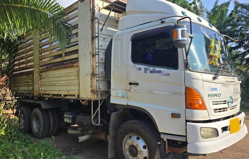 ขายรถ22ล้อดั้ม HINO 344 กับหางSTL เดิมๆเน้นโทร 099-4982892
