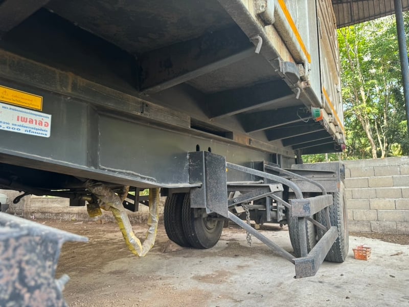 ขายรถ18ล้อดั้ม ISUZU 270ปี51 หางปี56 เดิมๆเน้นโทร 099-4982892 ขายรถ18ล้อดั้ม ISUZU 270ปี51 หางปี56 เดิมๆเน้นโทร 099-4982892