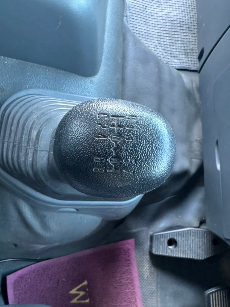 ขายรถ10ล้อหัวลาก ISUZU 345 วิ่ง 47,000กิโล สวยๆเน้นโทร 099-4982892