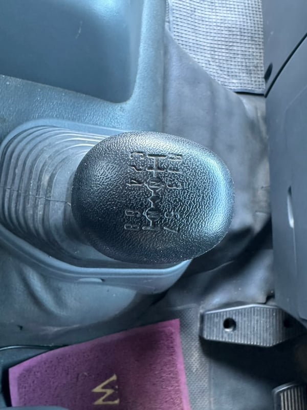 ขายรถ10ล้อหัวลาก ISUZU 345 วิ่ง 47,000กิโล สวยๆเน้นโทร 099-4982892