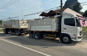 ขายรถ6ล้อดั้มลากพ่วงเป็น 14ล้อดั้ม HINO 210 เดิมๆเน้นโทร 099-4982892