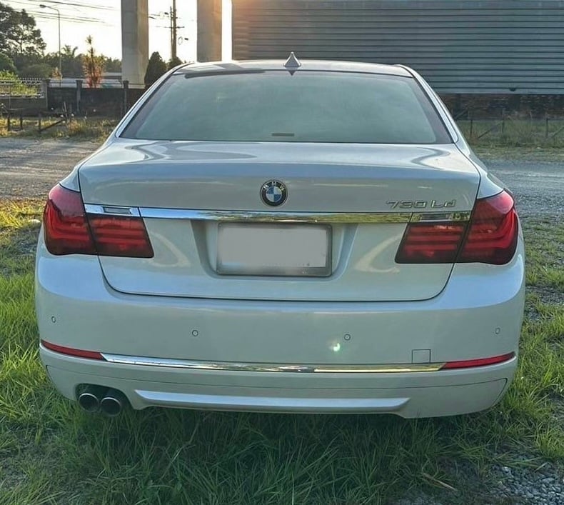 ขายรถเก่ง BMW 730LD วิ่ง 170,000กิโล ปี58 เดิมๆเน้นโทร 099-4982892 ขายรถเก่ง BMW 730LD วิ่ง 170,000กิโล ปี58 เดิมๆเน้นโทร 099-4982892