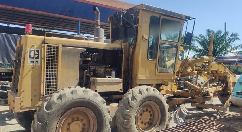 ขายรถเกรด CAT 140G เดิมสวย เล่ม พร้อมใช้ เน้นโทร 099-4982892