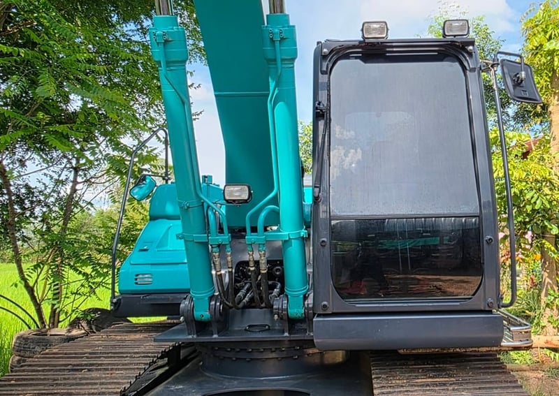 ขายรถแบคโฮ SK200-10 YN15 660ชั่วโมง เหมือนใหม่ เน้นโทร 099-4982892