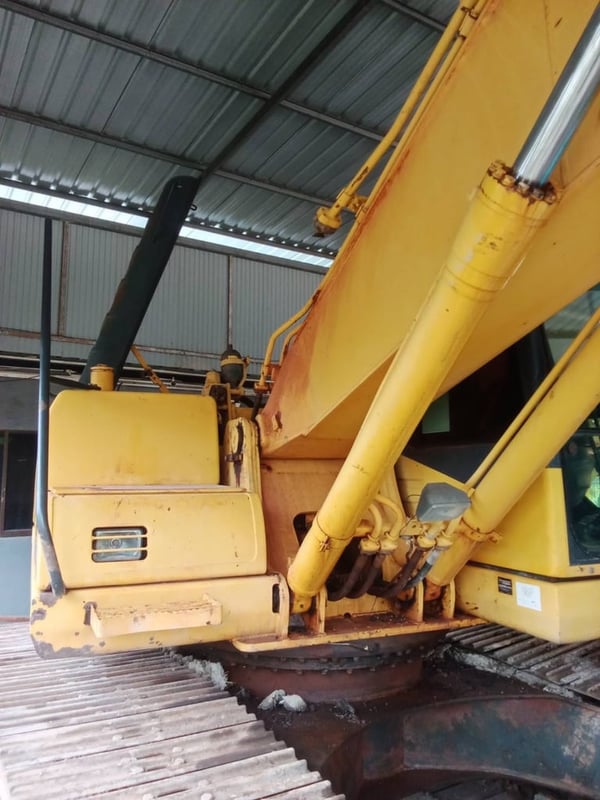 ขายรถแบคโฮ PC200-7 ทำงาน 11,000ชั่วโมง เดิมๆเน้นโทร 099-4982892 ขายรถแบคโฮ PC200-7 ทำงาน 11,000ชั่วโมง เดิมๆเน้นโทร 099-4982892