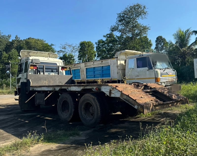 ขายรถ10ล้อท้ายลาด FN527MA 190แรงม้า เน้นโทร 099-4982892