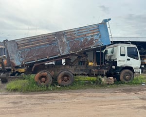 ขายรถ10ล้อดั้ม2เพลาตามสภาพ ISUZU 270ปี49 เดิมๆเน้นโทร 099-4982892 ขายรถ10ล้อดั้ม2เพลาตามสภาพ ISUZU 270ปี49 เดิมๆเน้นโทร 099-4982892