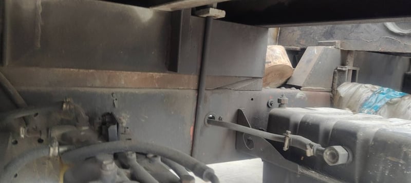 ขายรถ6ล้อติดเฮียบ4ตัน FSR11H 160แรงม้า เน้นโทร 099-4982892