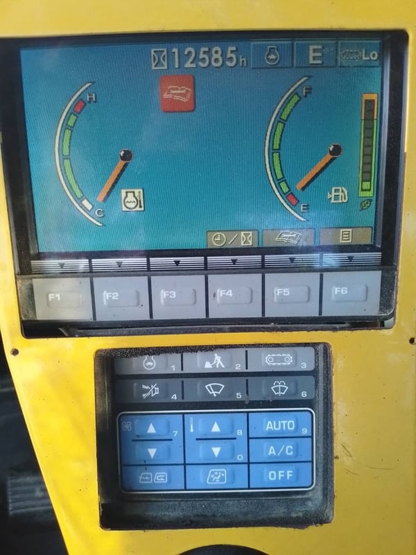 ขายรถแบคโฮ PC70-8 ทำงาน 12,000ชั่วโมง เล่ม เน้นโทร 099-4982892