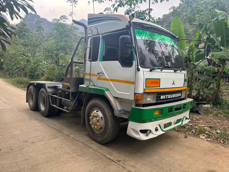 ขายรถ18ล้อหัวลากหางโลว์เบด FUSO 190 หางTDD เน้นโทร 099-4982892 ขายรถ18ล้อหัวลากหางโลว์เบด FUSO 190 หางTDD เน้นโทร 099-4982892