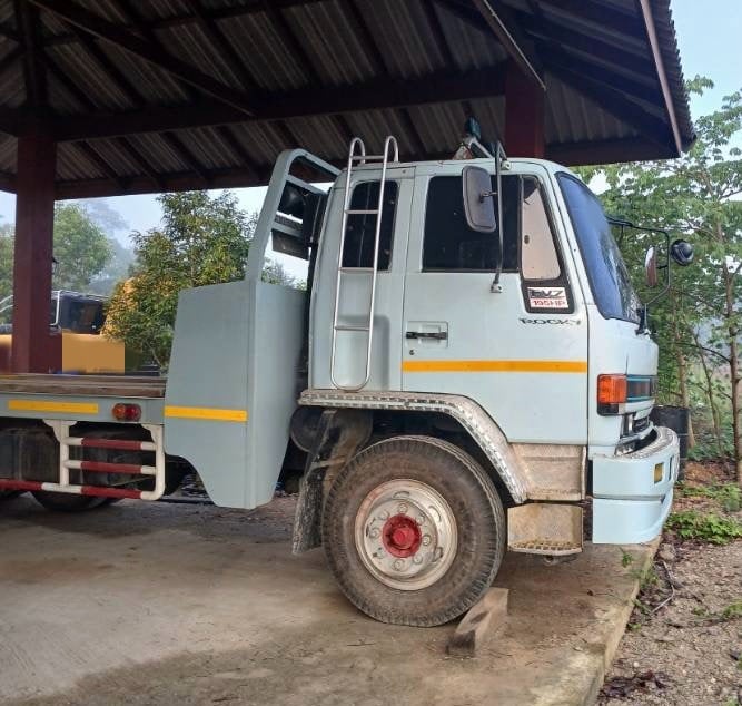 ขายรถ10ล้อ2เพลาท้ายลาด ISUZU 175 สวยๆเน้นโทร 099-4982892 ขายรถ10ล้อ2เพลาท้ายลาด ISUZU 175 สวยๆเน้นโทร 099-4982892