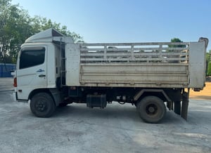 ขายรถ6ล้อดั้ม HINO 165ปี49 เดิมๆวิ่งน้อย เน้นโทร 099-4982892