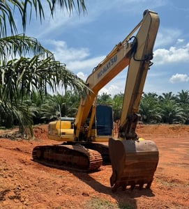 ขายรถแบคโฮ PC200-8MO ทำงาน 14,000ชั่วโมง เล่มเน้นโทร 099-4982892