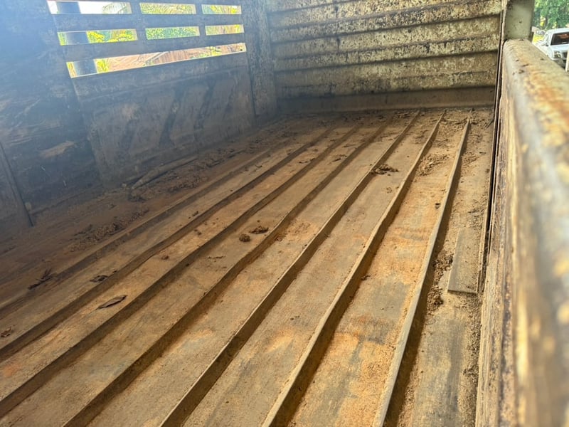 ขายหางดั้ม2เพลา SMM ปี56 สวยๆเน้นโทร 099-4982892