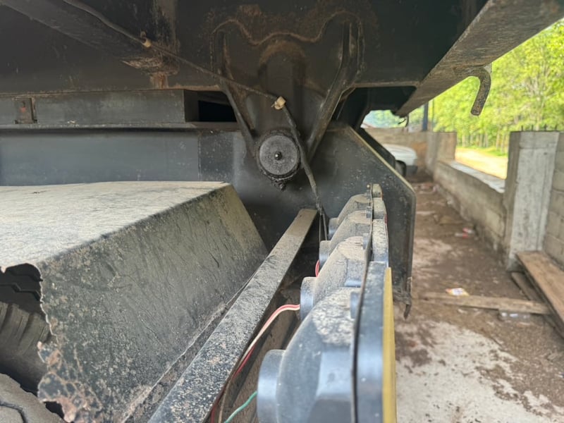 ขายหางดั้ม2เพลา SMM ปี56 สวยๆเน้นโทร 099-4982892