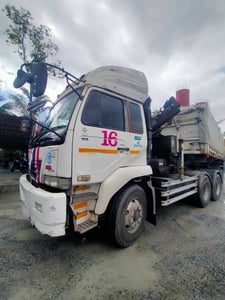 ขายรถหัวลาก10ล้อติดเฮียบ 5ตัน UD 330 แรงม้าปี57เดิมๆเน้นโทร 099-4982892 ขายรถหัวลาก10ล้อติดเฮียบ 5ตัน UD 330 แรงม้าปี57เดิมๆเน้นโทร 099-4982892