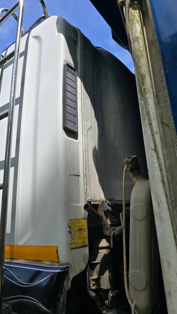 ขายรถพ่วง22ล้อดั้ม ISUZU 360กับหางPJ1 เดิมๆเน้นโทร 099-4982892 ขายรถพ่วง22ล้อดั้ม ISUZU 360กับหางPJ1 เดิมๆเน้นโทร 099-4982892