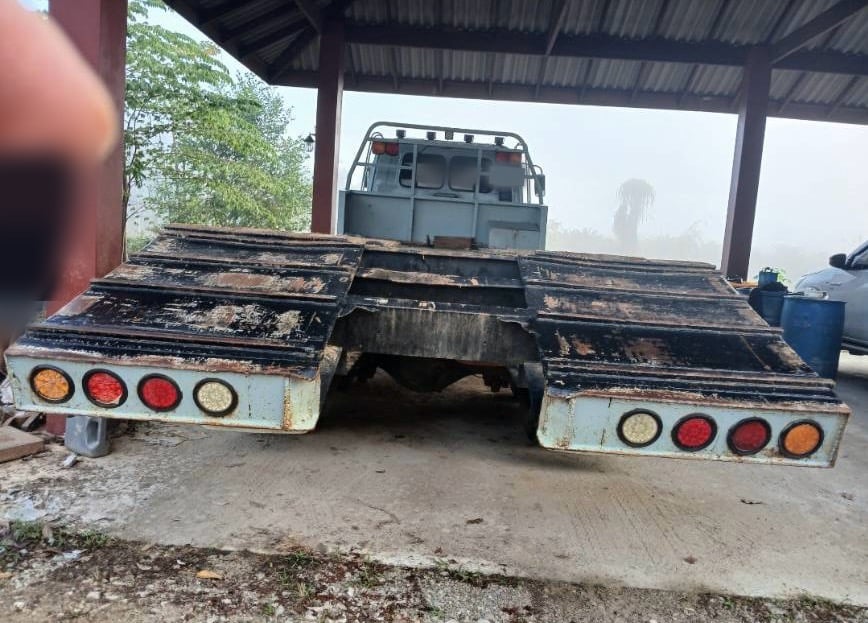 ขายรถ10ล้อ2เพลาท้ายลาด ISUZU 175 สวยๆเน้นโทร 099-4982892