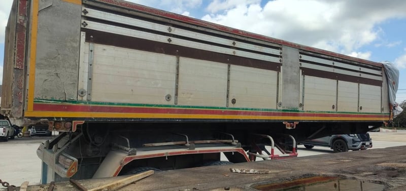 ขายหางเซมิดั้ม2เพลา SSC ปี50 เดิมๆเน้นโทร 099-4982892