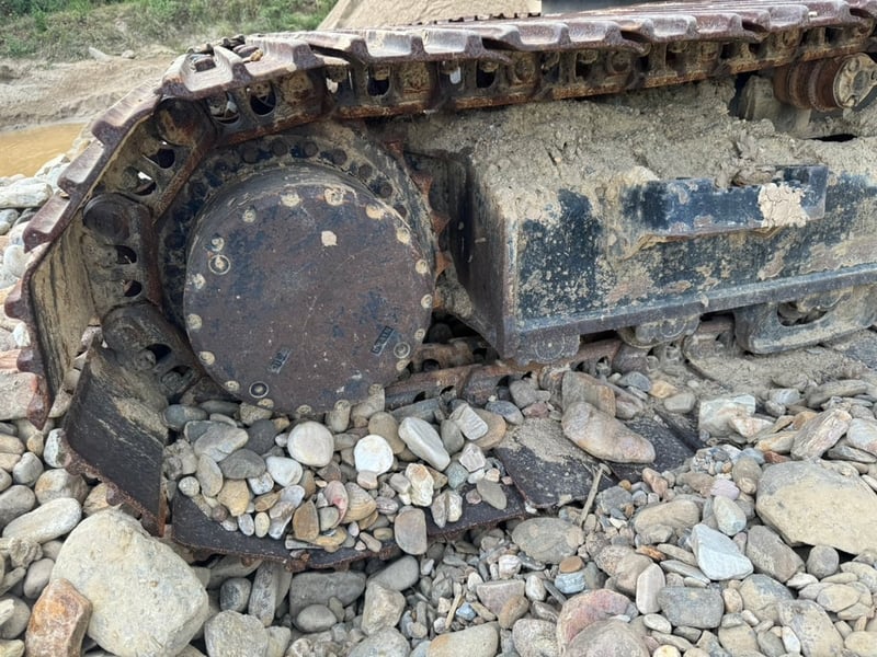 ขายรถแบคโฮ JCB JS200SC 7,500ชั่วโมง เดิมๆเล่ม เน้นโทร 099-4982892