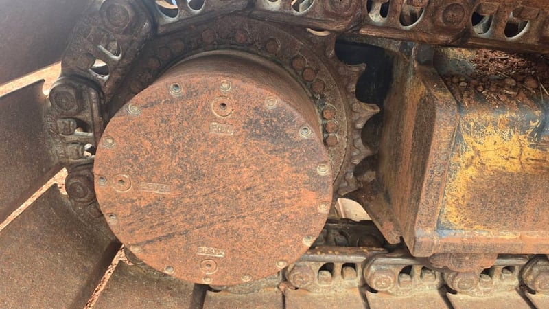 ขายรถแบคโฮ XE215C ทำงาน 8,100ชั่วโมง เดิมๆเน้นโทร 099-4982892