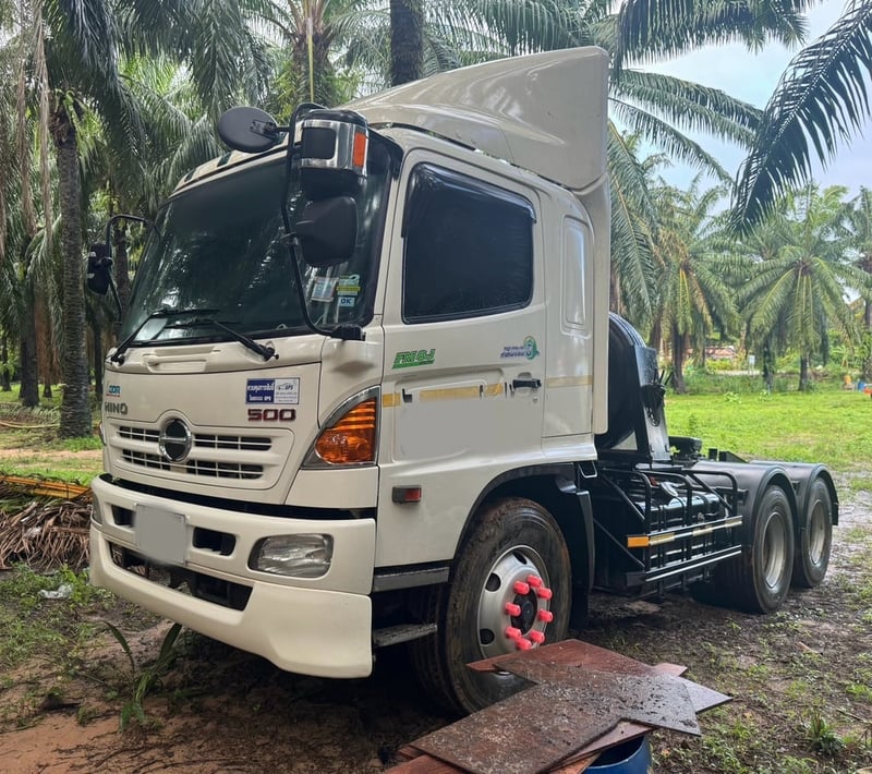 ขายรถ10ล้อหัวลาก HINO 251ปี57 ไมล์แท้ 18,000กิโล เดิมๆเน้นโทร 099-4982892