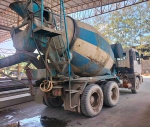 ขายรถ10ล้อโม่ปูน HINO 260แรงม้า พร้อมใช้ เน้นโทร 099-4982892