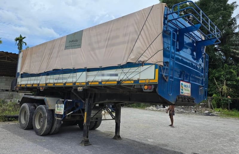 ขายหางเซมิดั้ม2เพลา SKT ยาว 7.20เมตร เดิมๆเน้นโทร 099-4982892