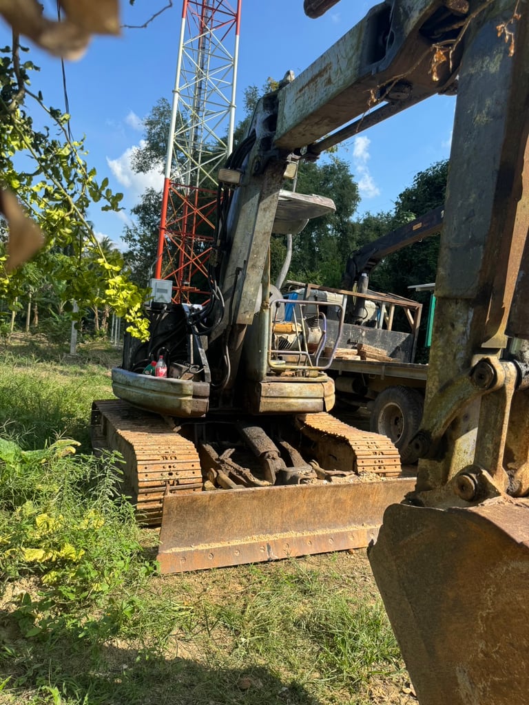 ขายแบคโฮ PC50UU-2 ระบบสมบูรณ์ทุกอย่าง เน้นโทร 099-4982892